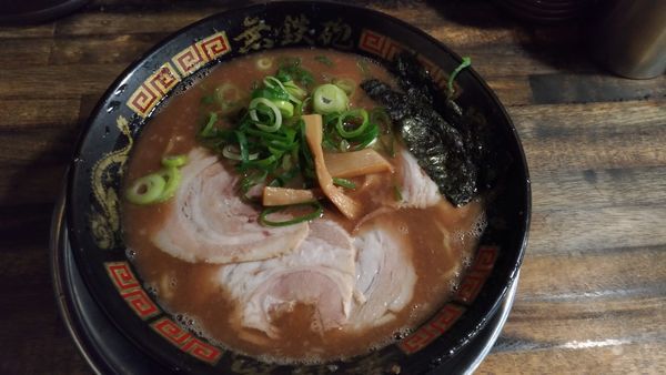 「とんこつラーメン」@無鉄砲 東京中野店の写真