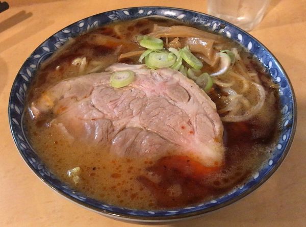 「辛味噌ラーメン(限定)並(辛さ普通)850円」@ラーメン社井田の写真