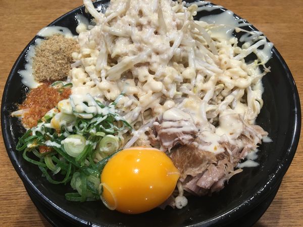 「まぜそば 大盛 アブラマシマシガリマヨ」@替玉千里眼 志木店の写真