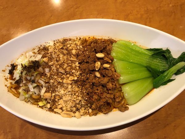 「酒場まぜそば」@餃子酒場別館 とりそばの写真