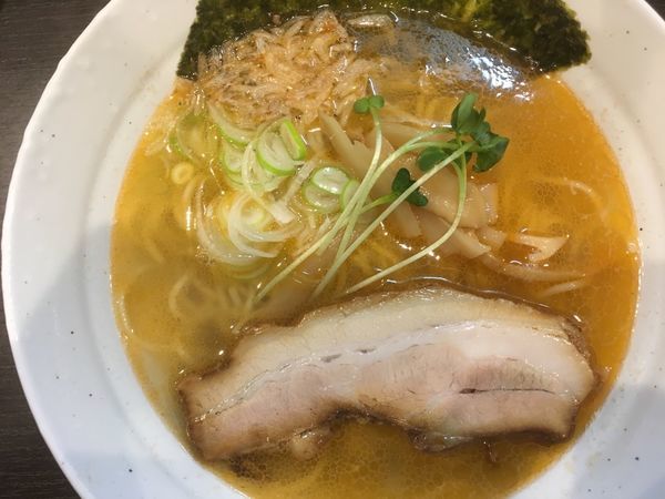 「海老塩ラーメン 750円」@拉麺 ほそやの写真