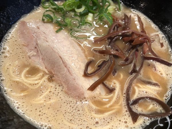 「らーめん＋替え玉」@とんこつ らい斗の写真