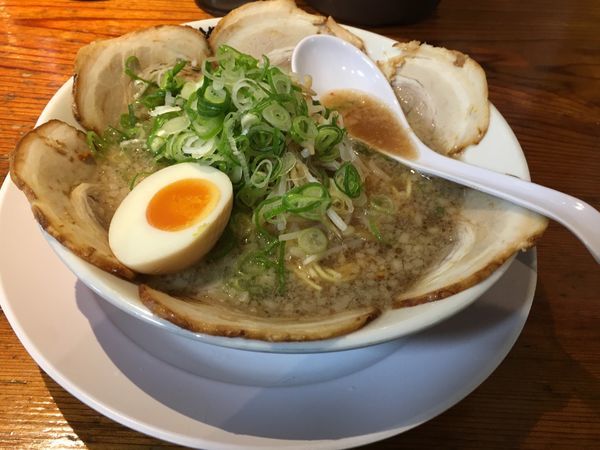 「格別チャーシュー麺900」@格別ヤ 福知山店の写真