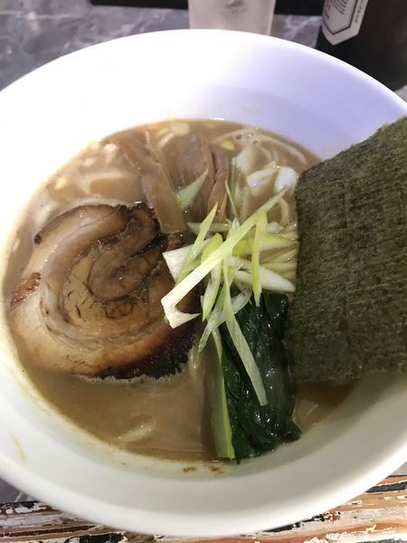 「らーめん(濃厚魚出汁)」@製麺raboの写真