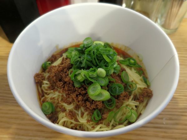 「汁なし担担麺 ６５０円」@汁なし担担麺 くにまつ 神保町店の写真