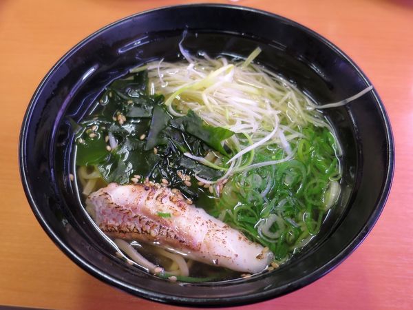 「鯛だし塩ラーメン ３３０円＋税」@スシロー 足利店の写真