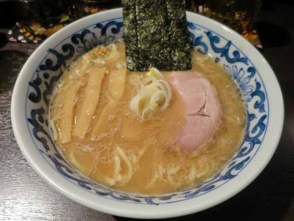 「濃厚らー麺 ７５０円」@九段 斑鳩 市ヶ谷本店の写真