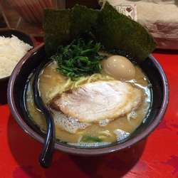 らーめん（味玉） ライス