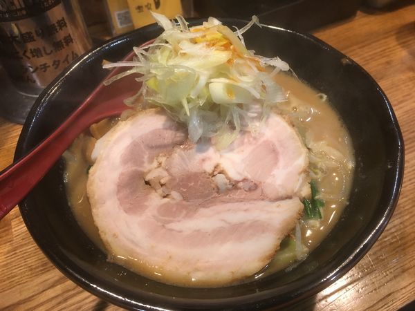 「味噌ラーメン 野菜・ニンニク多め」@麺処 花田 上野店の写真