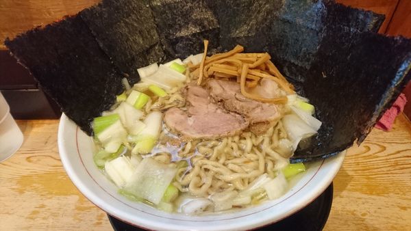「中華そば+海苔･ネギ」@中華そば 葉山の写真