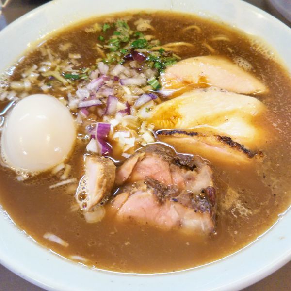 「こく醤油with特製TP」@鶏こく中華 すず喜の写真