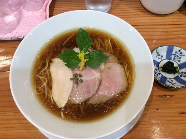 「鶏そば（醤油）900円」@麺LABOひろの写真