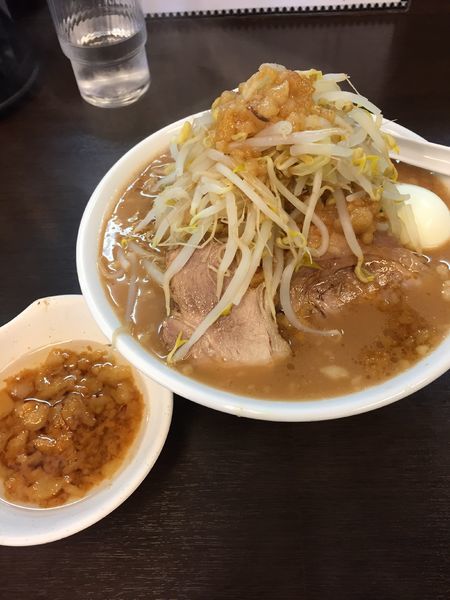 「ラーメン 麺半分 やさいあぶら増し」@ラーメンどでん 大宮店の写真