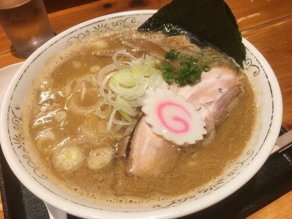 「濃厚煮干しそば」@中華そば 勝本の写真