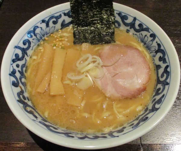 「濃厚らー麺　750円」@九段 斑鳩 市ヶ谷本店の写真