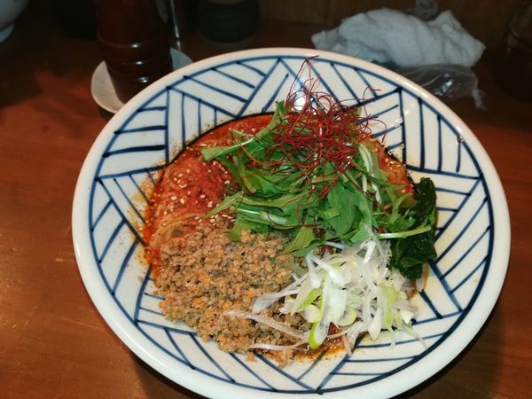 「3/28汁無し担々麺（カラシビ増し、追い飯スープ付き）950円」@味香房 海居人の写真