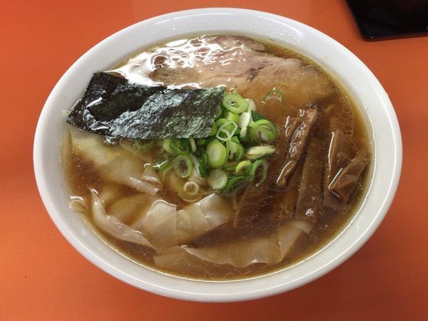 「ワンタンメン」@支那そば あおばの写真