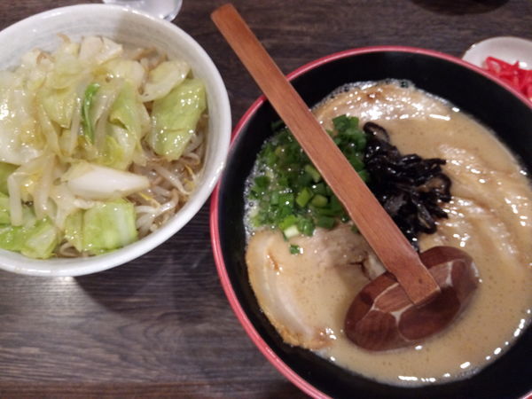 「博多らーめん」@らーめん たつ屋の写真