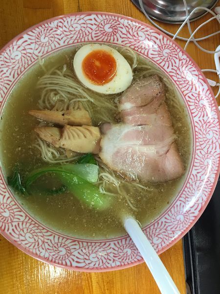 「塩ラーメン」@無化調らぁめん 山吟の写真
