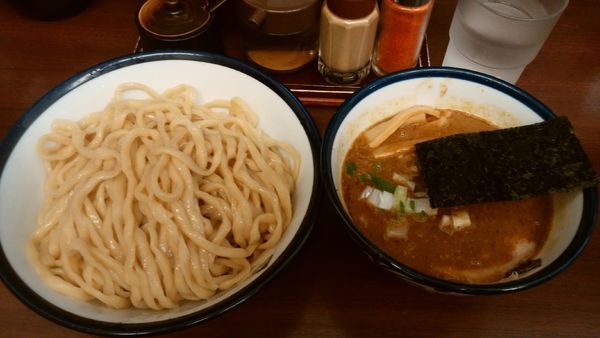 「インドのつけめん 中盛無料」@つけめん 玉 本店の写真