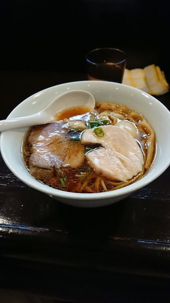 「特製ラーメン」@らぁ麺 すぎ本の写真