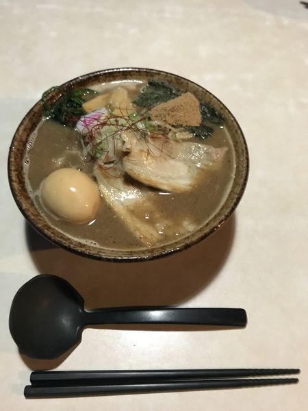 「豚骨魚介ラーメン 850円 大盛り50円」@北青山の写真