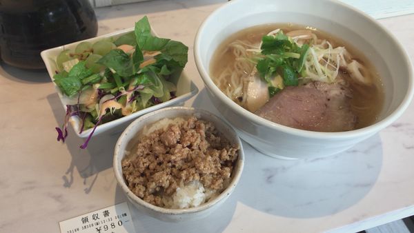 「塩ラーメン」@らーめん 紡麦の写真