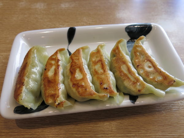 「丸源餃子(ニンニク無し）：280円+消費税＝302円」@丸源ラーメン 南流山店の写真