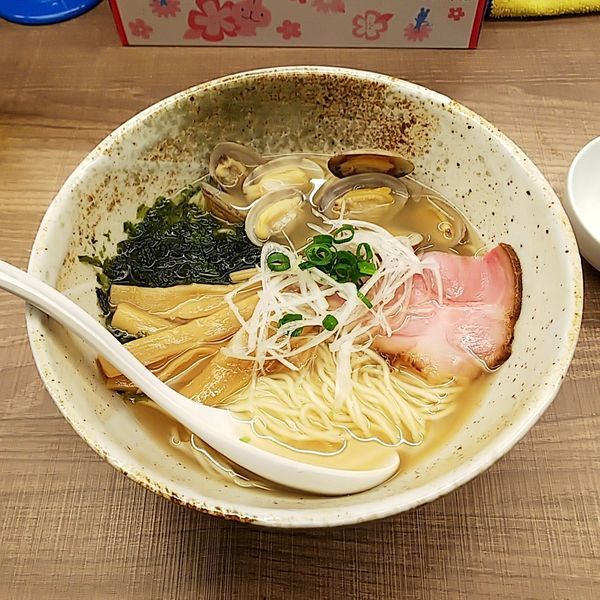 「【期間限定】金目鯛とアサリの淡麗中華そば」@東大和ラーメン大冬樹Season2の写真