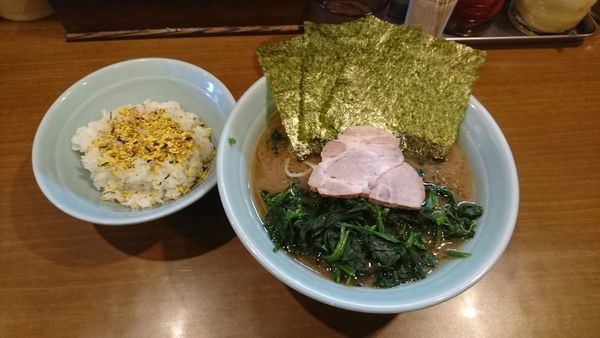 「ほうれんそうらーめん(並)730」@横浜家系ラーメン 五十三家の写真
