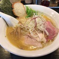 濃厚鶏白湯 醤油