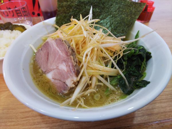 「ネギラーメン＆サービスライス」@横浜家系  おか家の写真