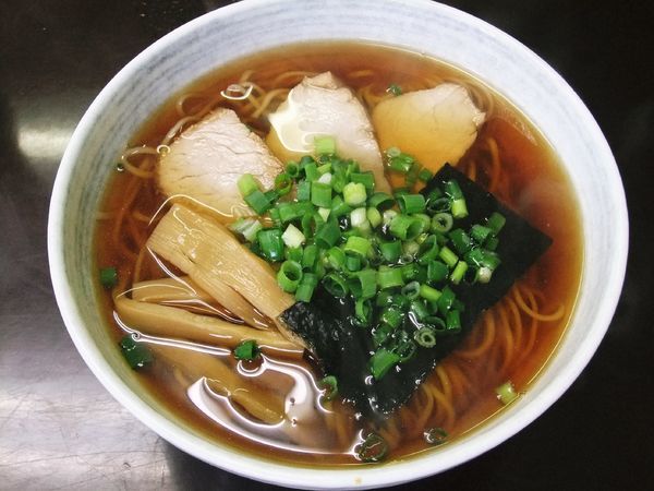 「支那そば(並)(450円)」@支那そば処 麦の写真