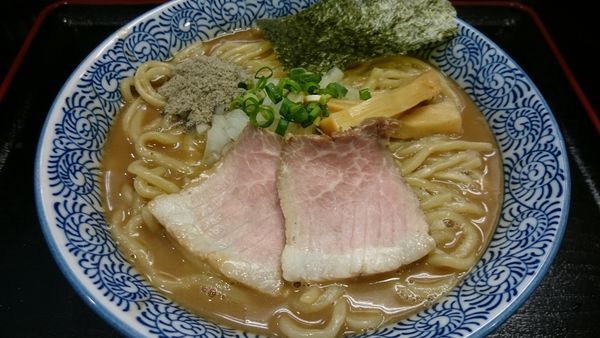「濃厚ラーメン（780円）＋中盛り（70円）」@つけ麺 凌駕の写真