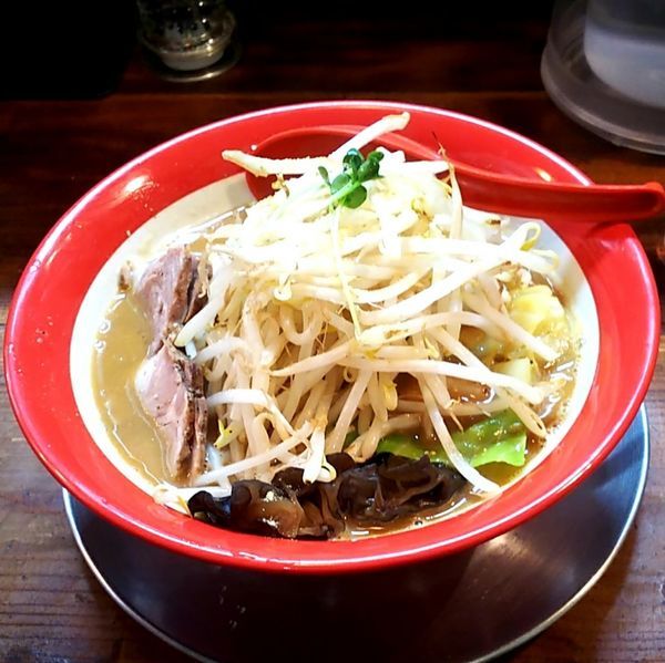 「ジョニーの味噌 野菜もりもり」@手打ち極太麺 ジョニーの味噌の写真