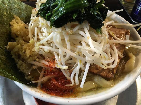 「MAX 300 ニンニクショウガ」@ラーメン ヤスオの写真