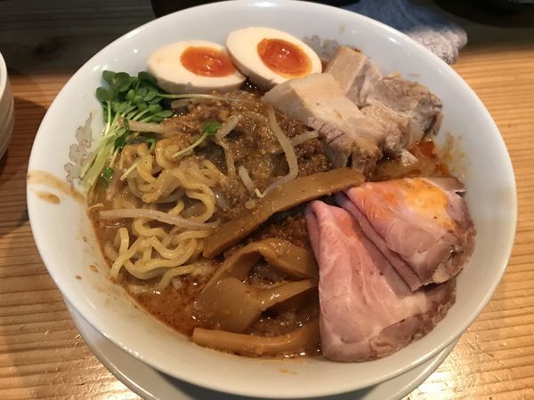 「特製濃厚海老担々麺」@昇神 丸の内店の写真
