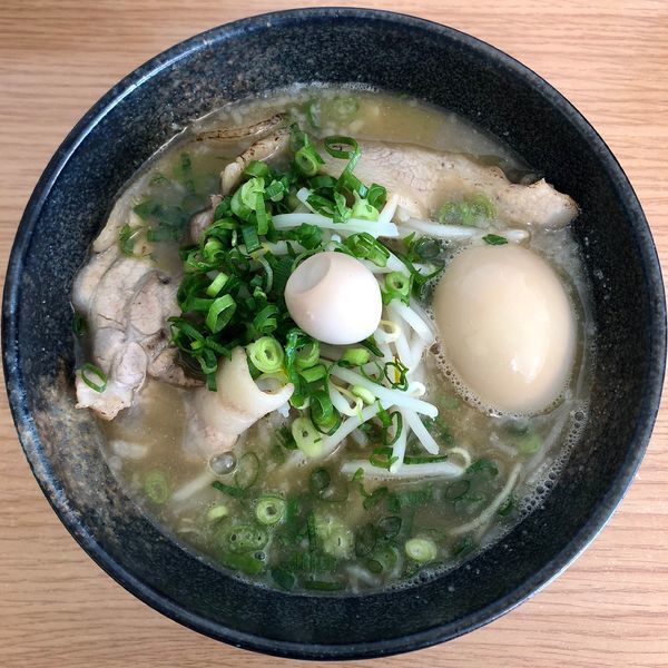 「かき塩 (880円) 半熟味付玉子 (100円)」@らーめん まつ★うらの写真