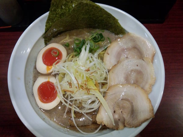 「KAZUYA特製ラーメン850」@麺屋 一八 日本橋店の写真