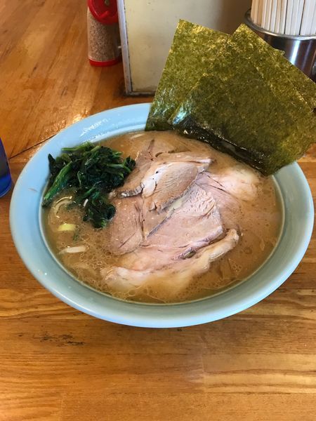 「中盛りチャーシュー かため」@究極ラーメン 高根家の写真