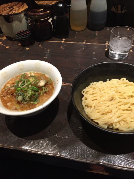 「つけ麺」@とんこつらーめん俺式 純 東京ラーメンストリート店の写真