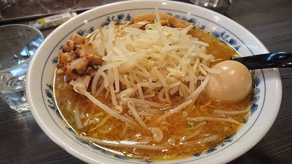「味噌ラーメン+味玉」@大勝軒next 上野店の写真