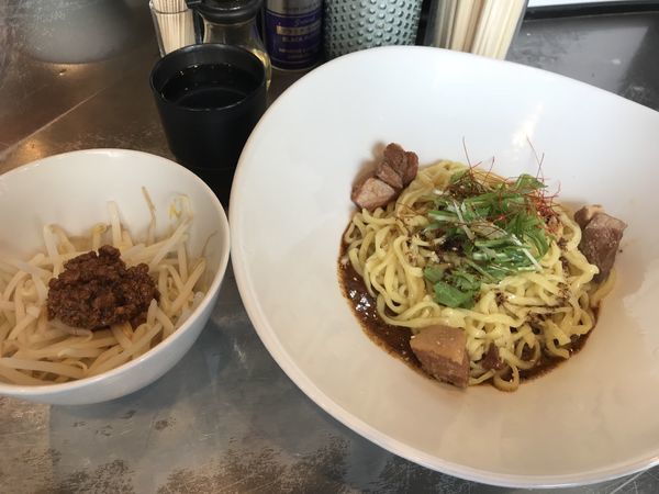 「汁なし坦々麺」@紅蠍の写真