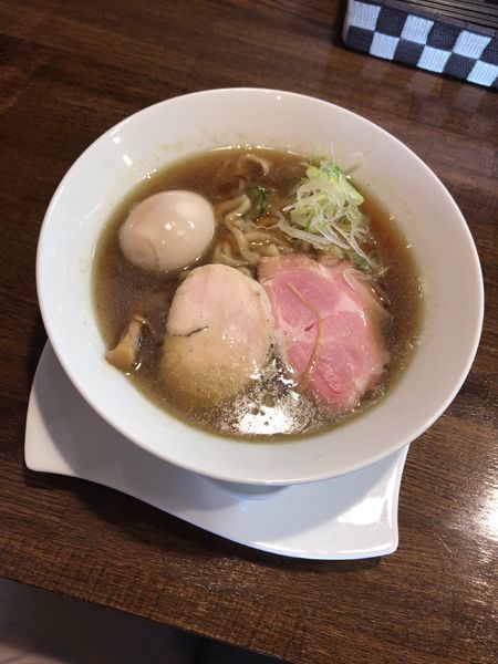 「味玉醤油ラーメン」@麺.SUZUKiの写真