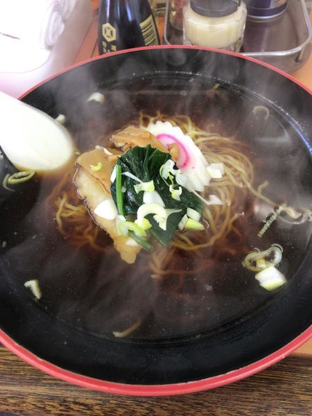 「ラーメン➕麺固め」@美うら食堂の写真