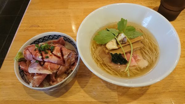「【限定】真鯛そば 780円 + チャーシュー丼 400円」@寿製麺よしかわ 坂戸店の写真