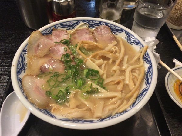 「チャーメンマめん(バリカタ)」@博多麺房 赤のれん 西麻布本店の写真