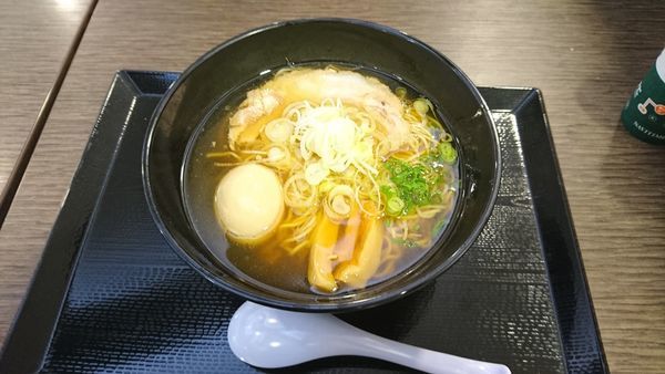 「味玉醤油らぁ麺980」@らぁ麺MORIZUMIの写真