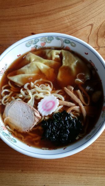 「ワンタン麺 500円」@丸鶴の写真