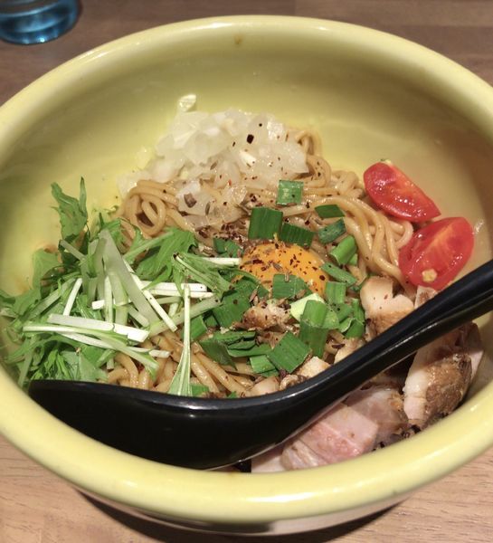 「スパイスまぜそば ¥880 大盛無料」@ソラノイロ トンコツ&キノコの写真